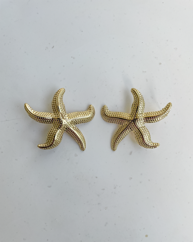 Starfish Earrings in Gold