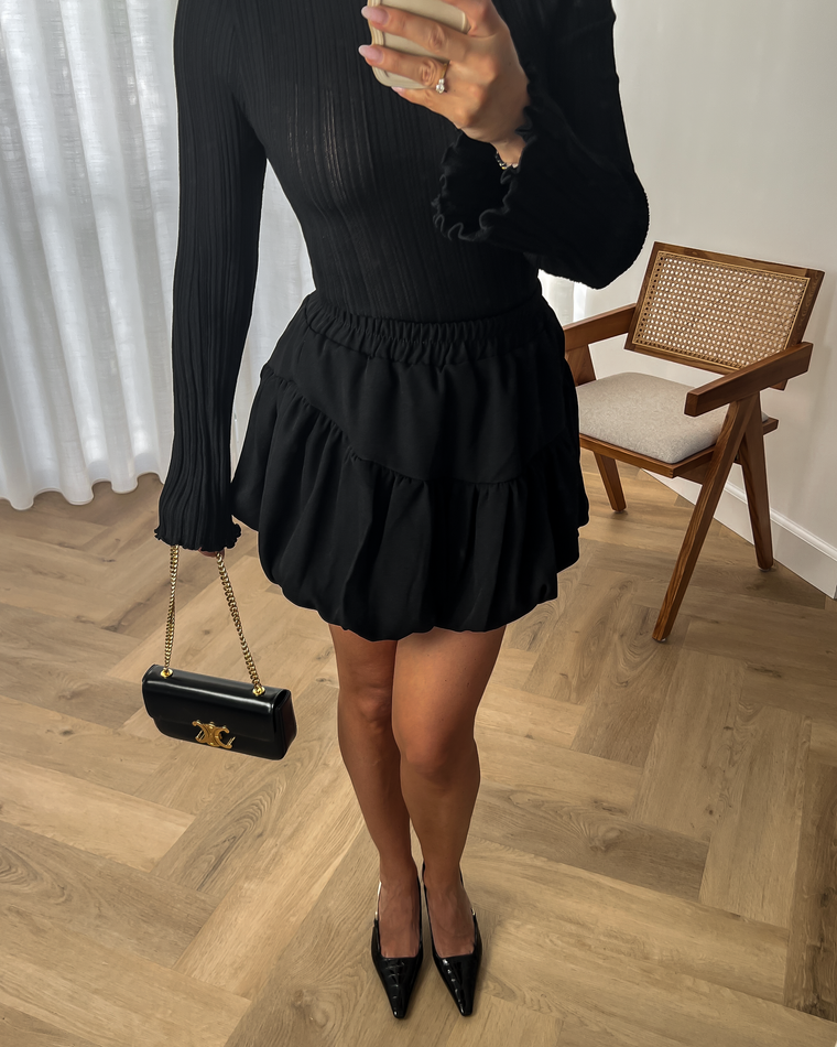 PENELOPE - Balloon Mini Skirt in Black