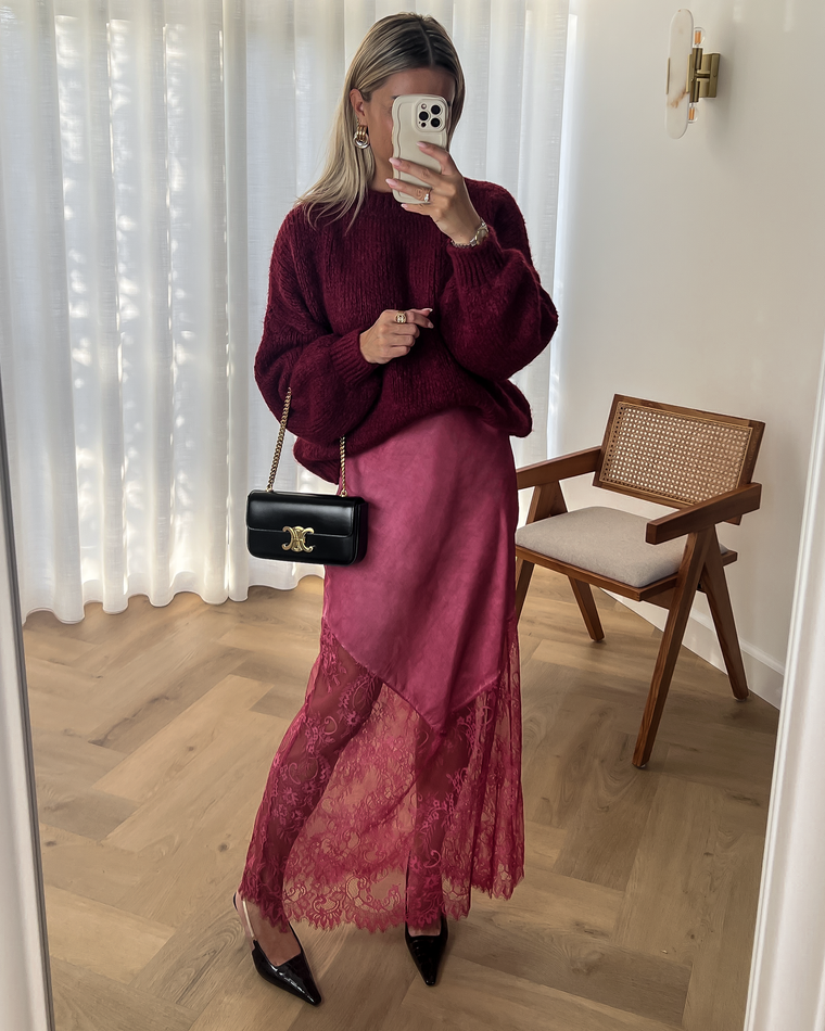 BERLIN - Lace Skirt in Bordeaux Red