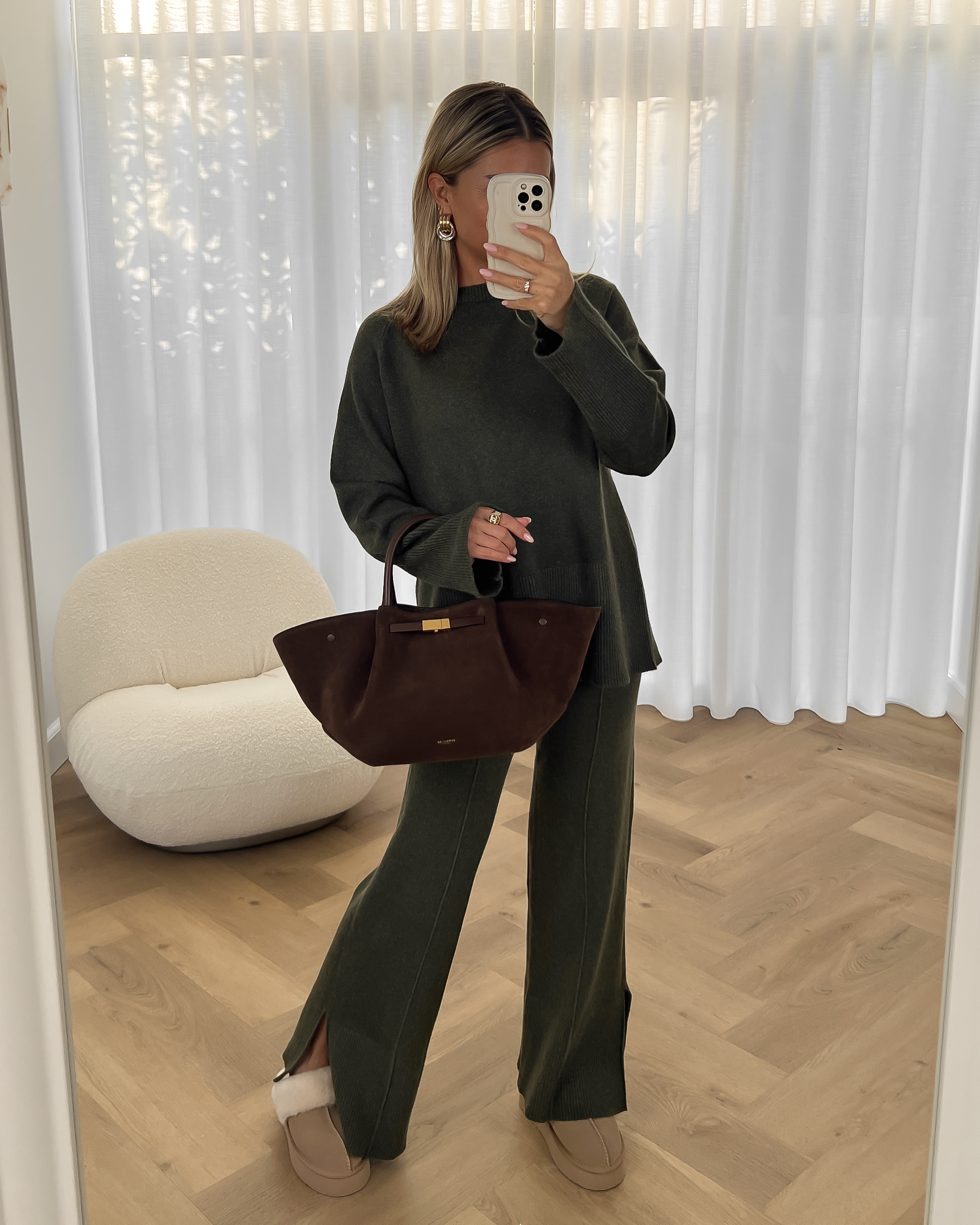 SUSY - Soft Longsleeve Top with Lounge Pants Set in Khaki