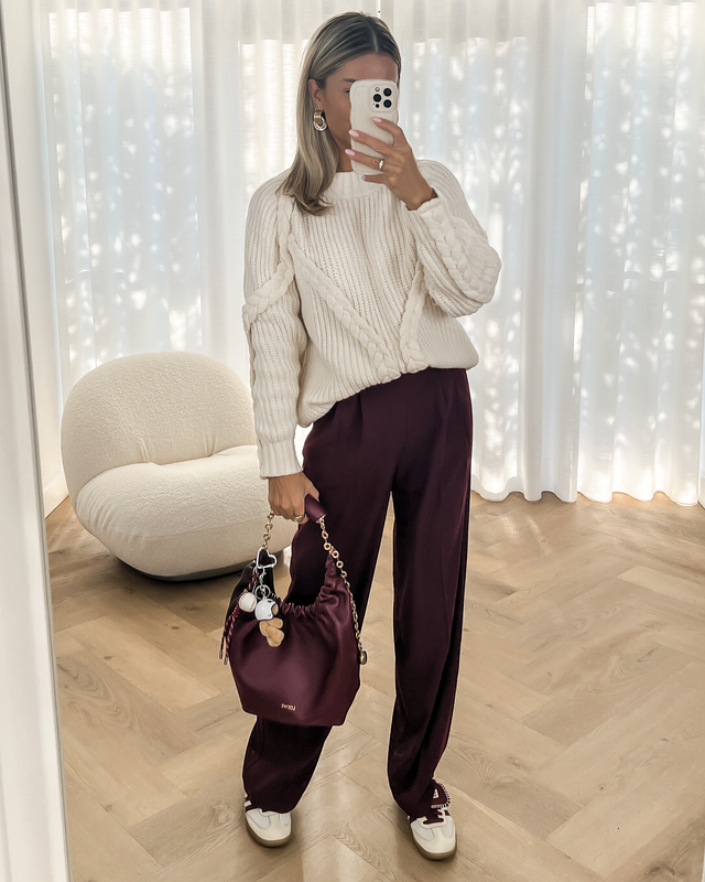 OLIVE - Pantalon in Bordeaux Red