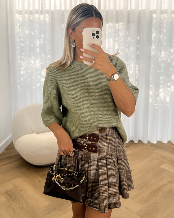 AMY - Short Sleeve Sweater in Olive