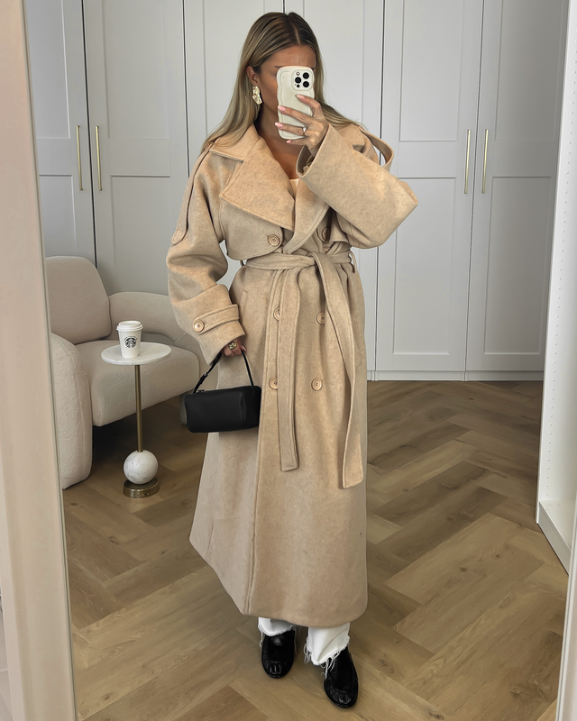 LOURDES - Oversized Trench Coat in Camel