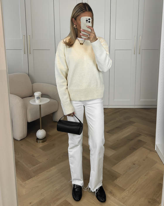 FLORIDA - Classic Knit Sweater in Creme