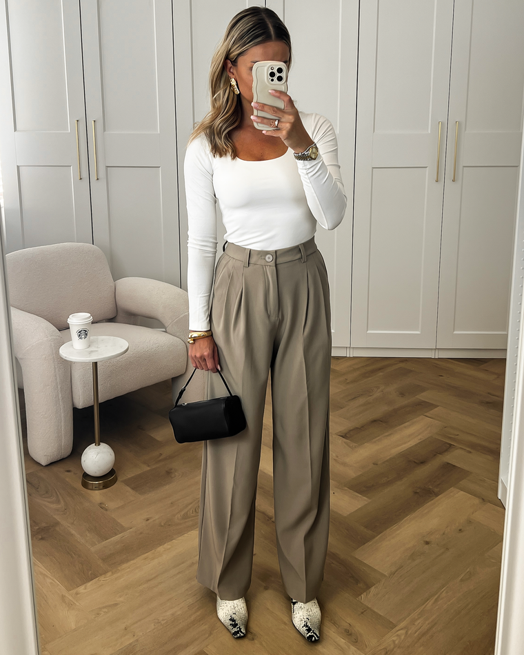 OLIVE - Pantalon in Beige