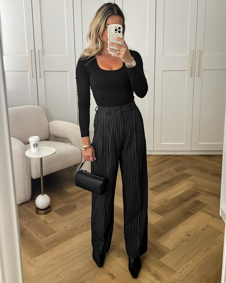 OLIVE - Pantalon in Pinstripe Black