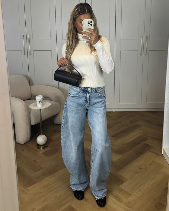 ARIELLE - Oversized Barrel Jeans in Blue