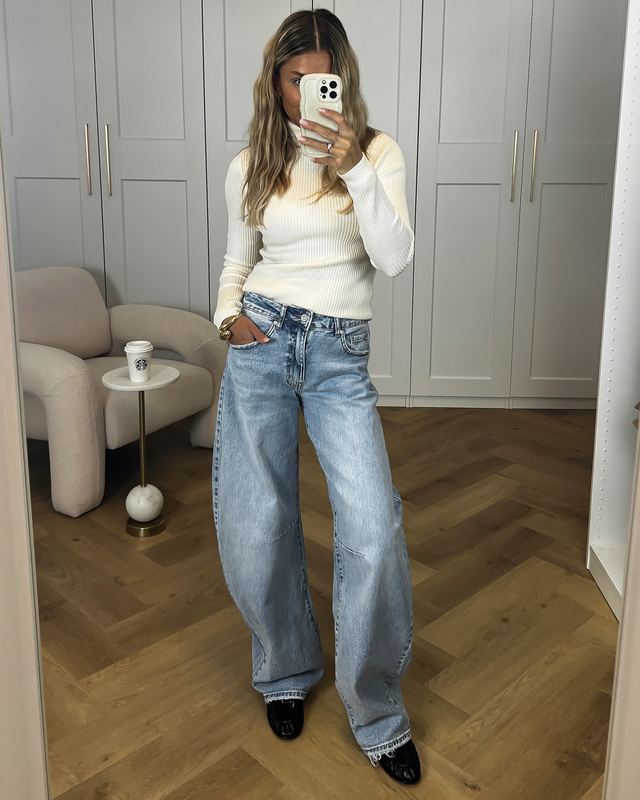 ARIELLE - Oversized Barrel Jeans in Blue