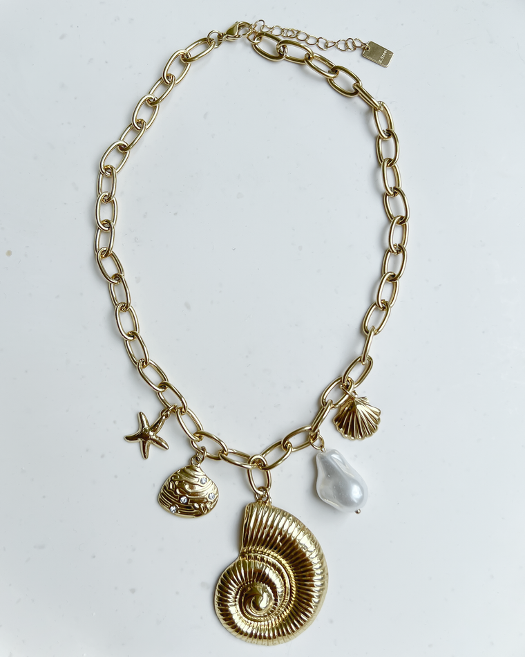 Shell Charms Necklace in Gold